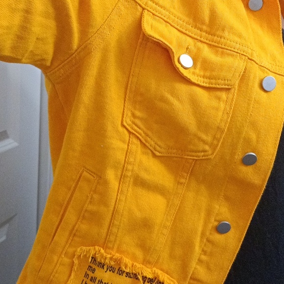 Yellow jean jacket - Picture 4 of 4
